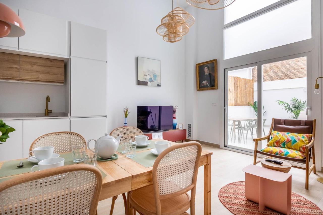 Pop Art Historia De Conde Negro Con Patio Privado Appartement